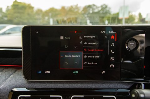 Renault 5 TECHNO E-TECH 18