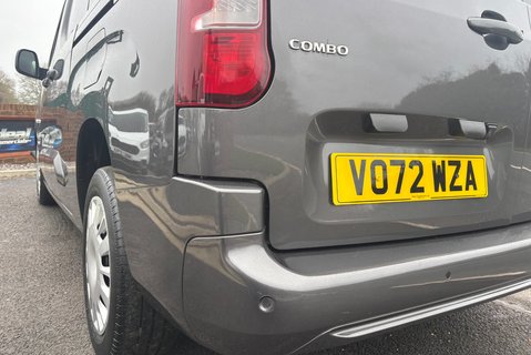 Vauxhall Combo L2H1 2300 100ps Pro Panel Van - Sat Nav / Rear Camera 26