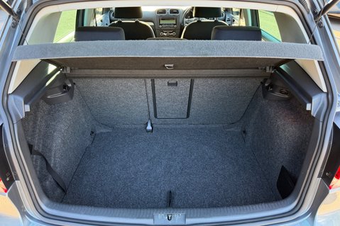 Volkswagen Golf GT TDI DSG - INCREDIBLE HISTORY WITH 14 SERVICES RECORDED 38