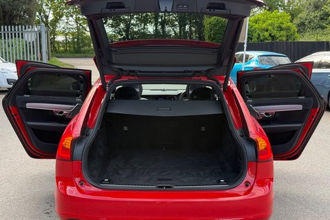 Volvo V90 D5 POWERPULSE R-DESIGN AWD 19