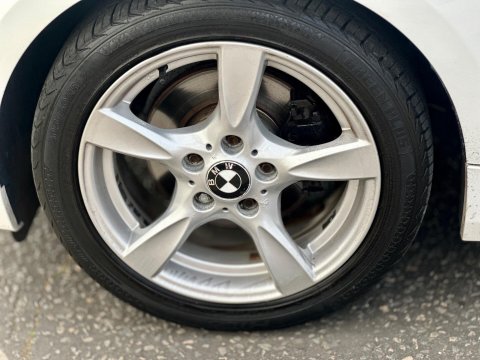 BMW 1 Series 2.0 120i Exclusive Edition Euro 5 (s/s) 2dr 47