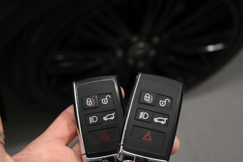 Land Rover Range Rover Sport 3.0 Range Rover Sport HSE Dynamic Black D MHEV Auto 4WD 5dr 11