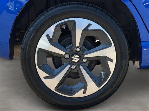 Suzuki Swift 1.2 Mild Hybrid Ultra 9