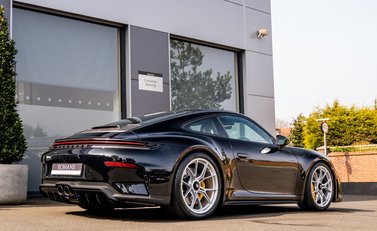 Porsche 911 GT3 (992.2) TOURING 4