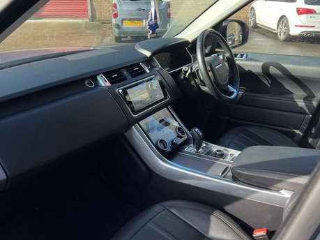 Land Rover Range Rover Sport 3.0 Range Rover Sport HSE SDV6 Auto 4WD 5dr 4