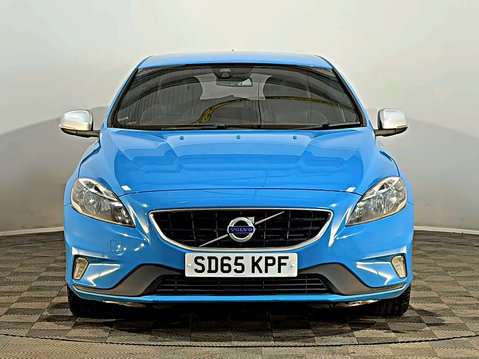 Volvo V40 R-DESIGN D3 MANUAL 3