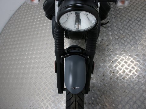 Moto Guzzi V7 V7 III STONE 25