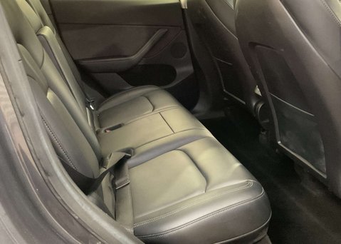 Tesla Model Y (Dual Motor) Long Range SUV 5dr Electric Auto 4WDE (384 bhp) 10