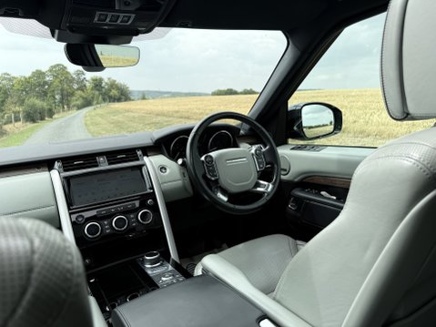 Land Rover Discovery TD6 HSE LUXURY 38