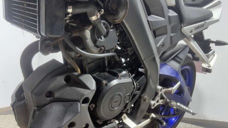 Yamaha MT-125 MT 125 2014 RUNNING PROJECT BIKE SPARES OR REPAIR 125CC 13