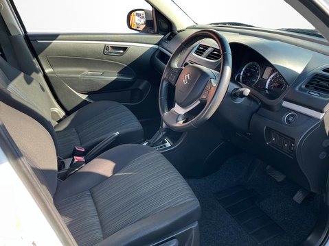 Suzuki Swift 1.2 SZ4 [Nav] 5dr Auto 15