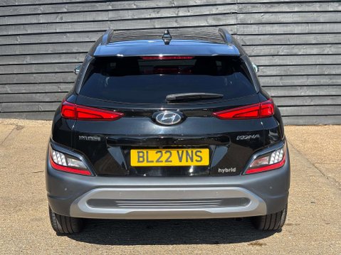 Hyundai KONA 1.6 Kona Premium GDi HEV Semi-Auto 5dr 9
