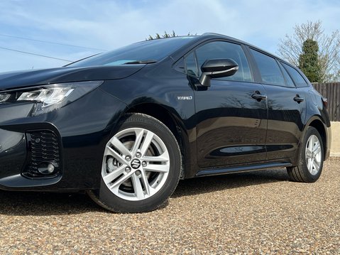 Suzuki Swace MOTION 15