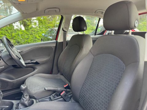 Vauxhall Corsa 1.2i Design Euro 6 5dr 7