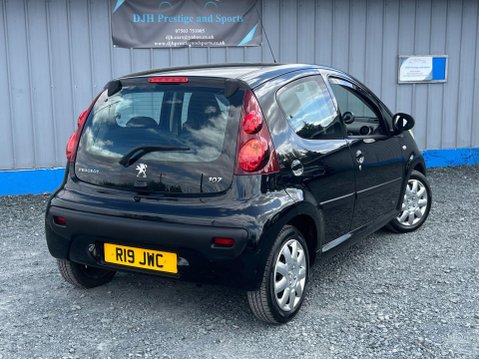 Peugeot 107 1.0 12V Active Euro 5 5dr 9