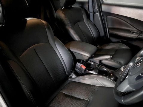 Nissan Juke 1.6 Tekna SUV 5dr Petrol XTRON Euro 6 (117 ps) DAB Radio - Alloys- Air Con 11