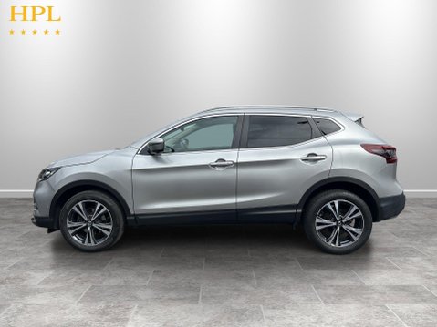 Nissan Qashqai 1.3 DIG-T N-Connecta SUV 5dr Petrol DCT Auto Euro 6 (s/s) (160 ps) 4