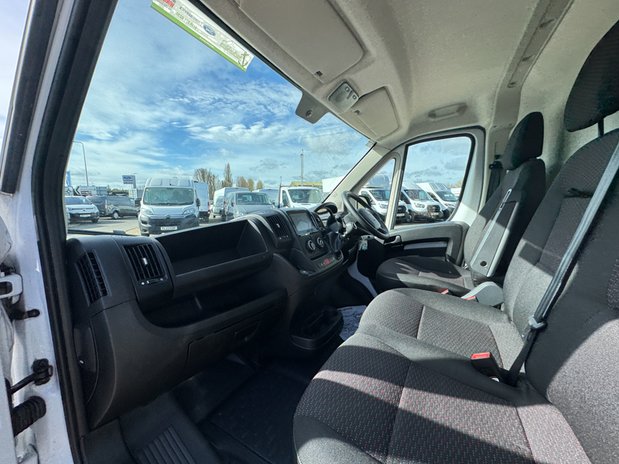 Peugeot Boxer LWB L3H2 [SOLD MM] Medium Roof Pro Premium Plus 335 Air Con Nav Sensors EUR 12