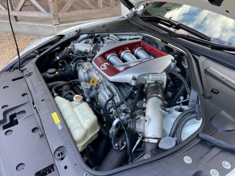 Nissan GT-R 3.8 V6 Recaro Coupe 2dr Petrol Auto 4WD Euro 6 (570 ps) 86