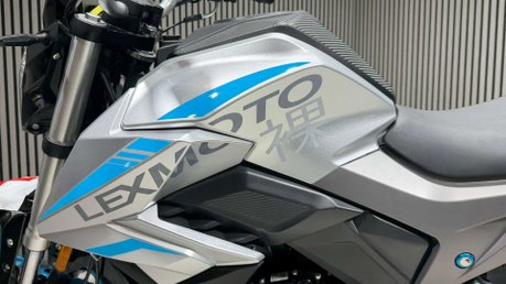 Lexmoto LS-Z 2024 ONLY 1K 1 OWNER NAKED 125CC BIKE LONG MOT 39