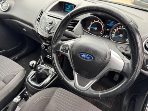 Ford Fiesta 1.0T EcoBoost Zetec Euro 5 (s/s) 5dr 2
