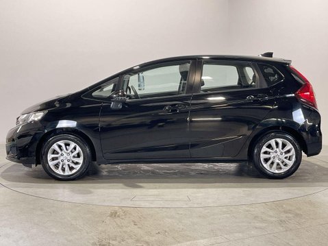 Honda Jazz 1.3 i-VTEC SE Navi Hatchback 5dr Petrol CVT Euro 6 (s/s) (102 ps) Alloys 5