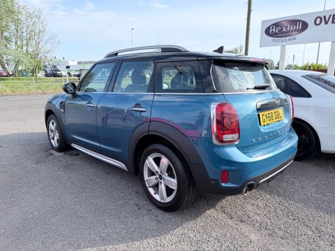 Mini Countryman 1.5 COOPER 6