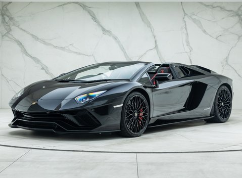 Lamborghini Aventador S LP 740-4 Roadster 1