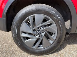 Nissan Qashqai 1.3 Qashqai Acenta Premium DiG-T MHEV 5dr 16