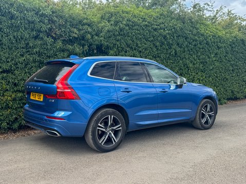 Volvo XC60 (Sold) 2.0 D4 R-Design SUV 5dr Diesel Auto AWD Euro 6 (s/s) (190 ps) 4