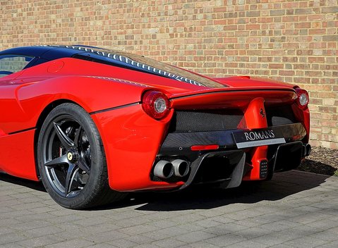Ferrari LaFerrari 21