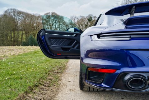 Porsche 911 TURBO S PDK 7