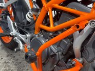 KTM 390 DUKE 2014 FULL HISTORY ONLY 5K VERY CLEAN A2 READY NAKED BIKE 390CC 26