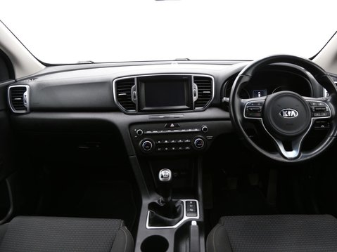 Kia Sportage 1.6 GDi 2 Euro 6 (s/s) 5dr 9