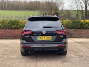 Volkswagen Tiguan 2.0 Tiguan R-Line TDI BlueMotion Technology 4Motion Semi-Auto 4WD 5dr 14