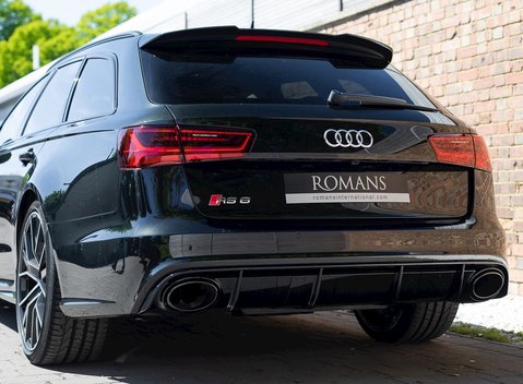 Audi RS6 Avant Performance 26