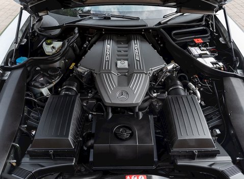 Mercedes-Benz SLS AMG Roadster 28