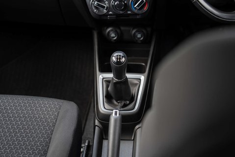 Suzuki Swift 1.2 Swift SZ-l DualJet MHEV 5dr 27