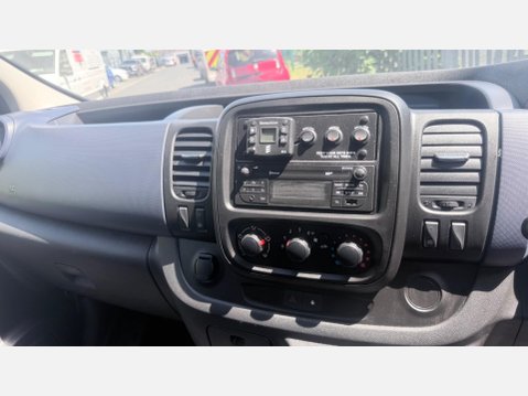 Vauxhall Vivaro 1.6 CDTi 2900 BiTurbo ecoTEC L2 H2 Euro 6 (s/s) 5dr 15