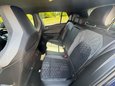 Volkswagen Golf R-LINE ETSI DSG 37