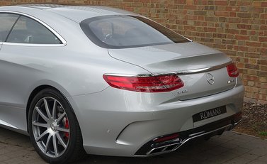 Mercedes-Benz S Class AMG Coupe 9