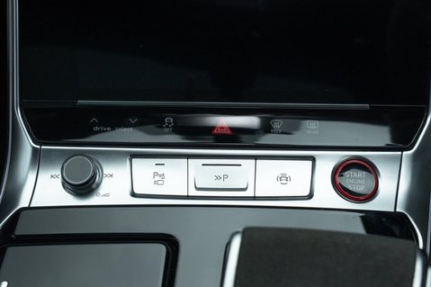 Audi RS6 4.0 TFSI V8 Carbon Black Tiptronic quattro Euro 6 (s/s) 5dr 48