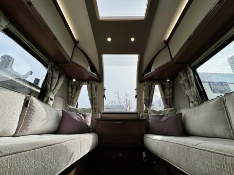 Bailey Unicorn Valencia 15