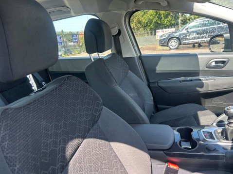 Peugeot 3008 1.6 3008 Active Blue HDi S/S 5dr 38