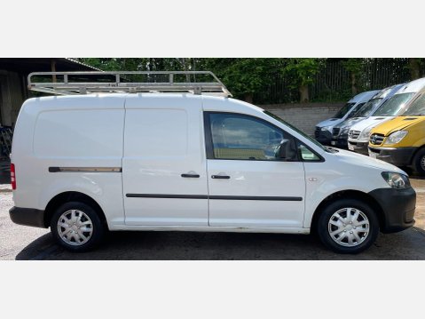 Volkswagen Caddy Maxi 1.6 TDi C20 Maxi FWD 5dr 7
