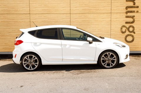 Ford Fiesta ST-LINE 13