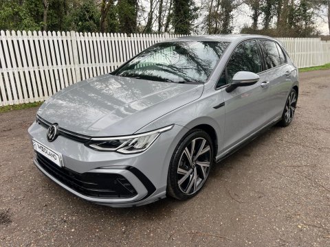 Volkswagen Golf R-LINE TDI DSG 11