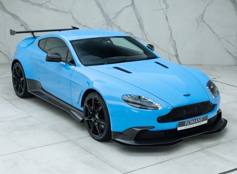 Aston Martin Vantage GT8 8