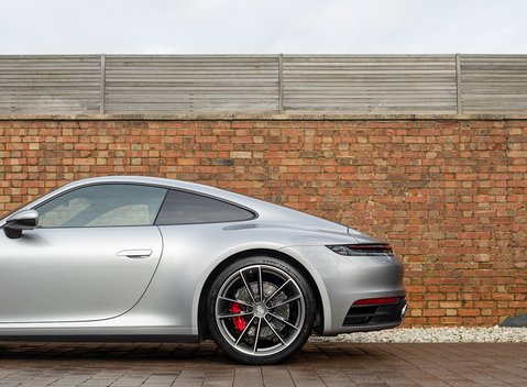 Porsche 911 Carrera S (992) 26