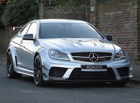 Mercedes-Benz C Class C63 AMG Black Series 1